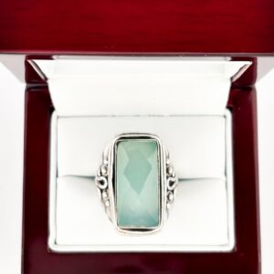 Sterling Silver 925 Green Chalcedony Gemstone Ring O102