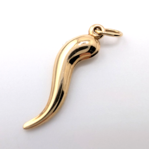 14K Yellow Gold Italian Horn OAK840
