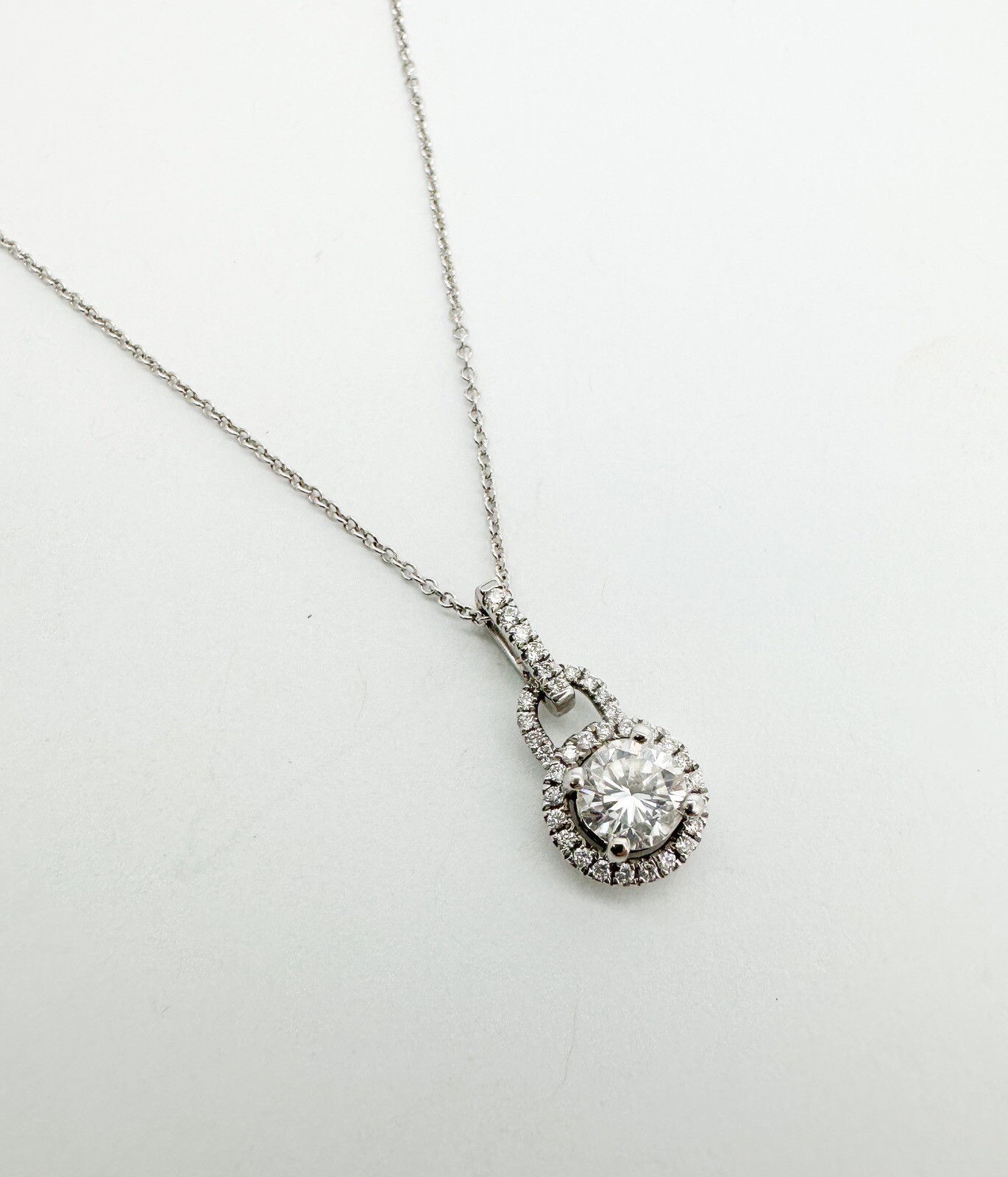 GIA Certified .61ct Diamond Halo 3/4ctw Pendant 18" Cable Necklace L957