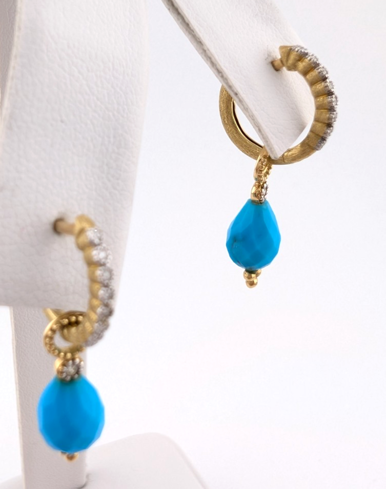 18k Yellow Gold Huggie Hoops with Turquoise & Diamonds OAK602 - Image 17