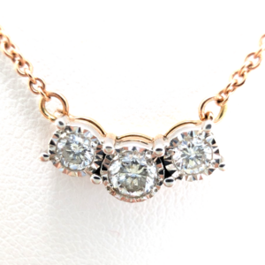 10K Rose Gold 1/4ctw Diamond 3 Stone Pendant Necklace P961- OAK364