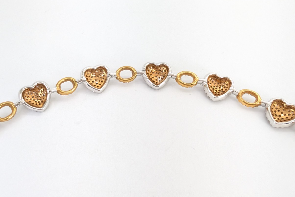 18K Two-tone Gold Approx 4ctw Diamond Cluster Heart Bracelet 11611 - Image 4