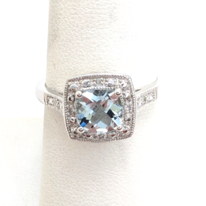 10K White Gold Aquamarine Gemstone Cocktail Ring OAK316