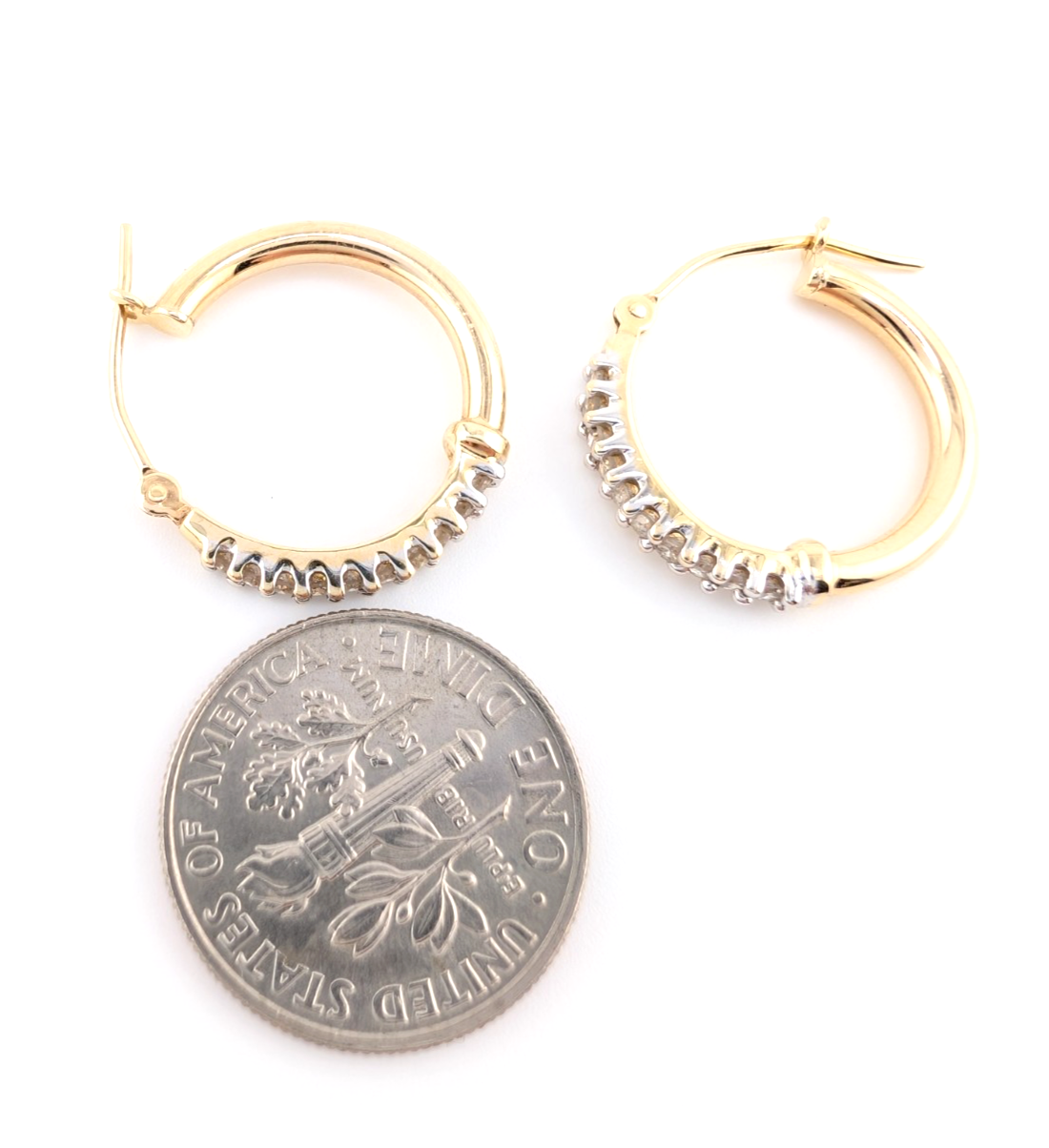 14K Gold 5/8" Hoop Earrings 1/4 ctw Diamond Hoops OAK349 - Image 15