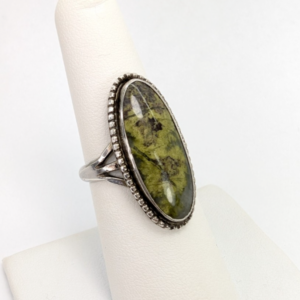 Sterling Silver 925 Beaded Framed Green Turquoise Oval Gemstone Ring O1651