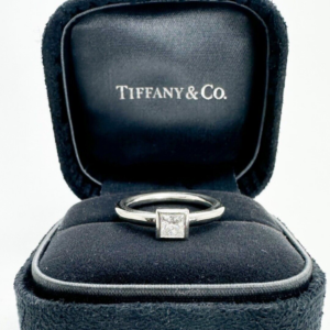 Tiffany & Co. Platinum 950 .34ct Princess Diamond Ring Size 4.5 L936