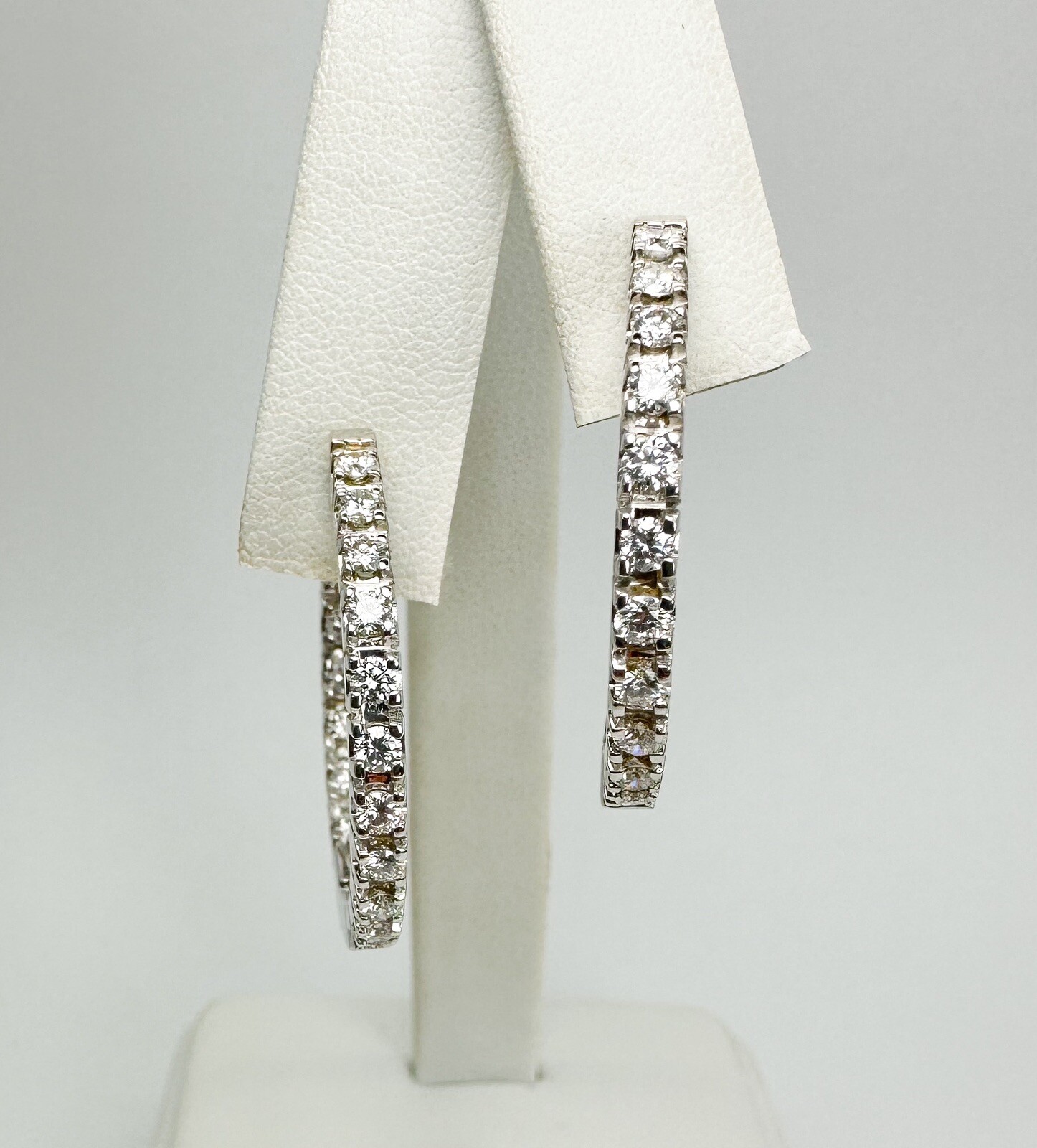 18K White Gold 2 ctw Inside Outside 1 inch Diamond Hoop Earrings L416