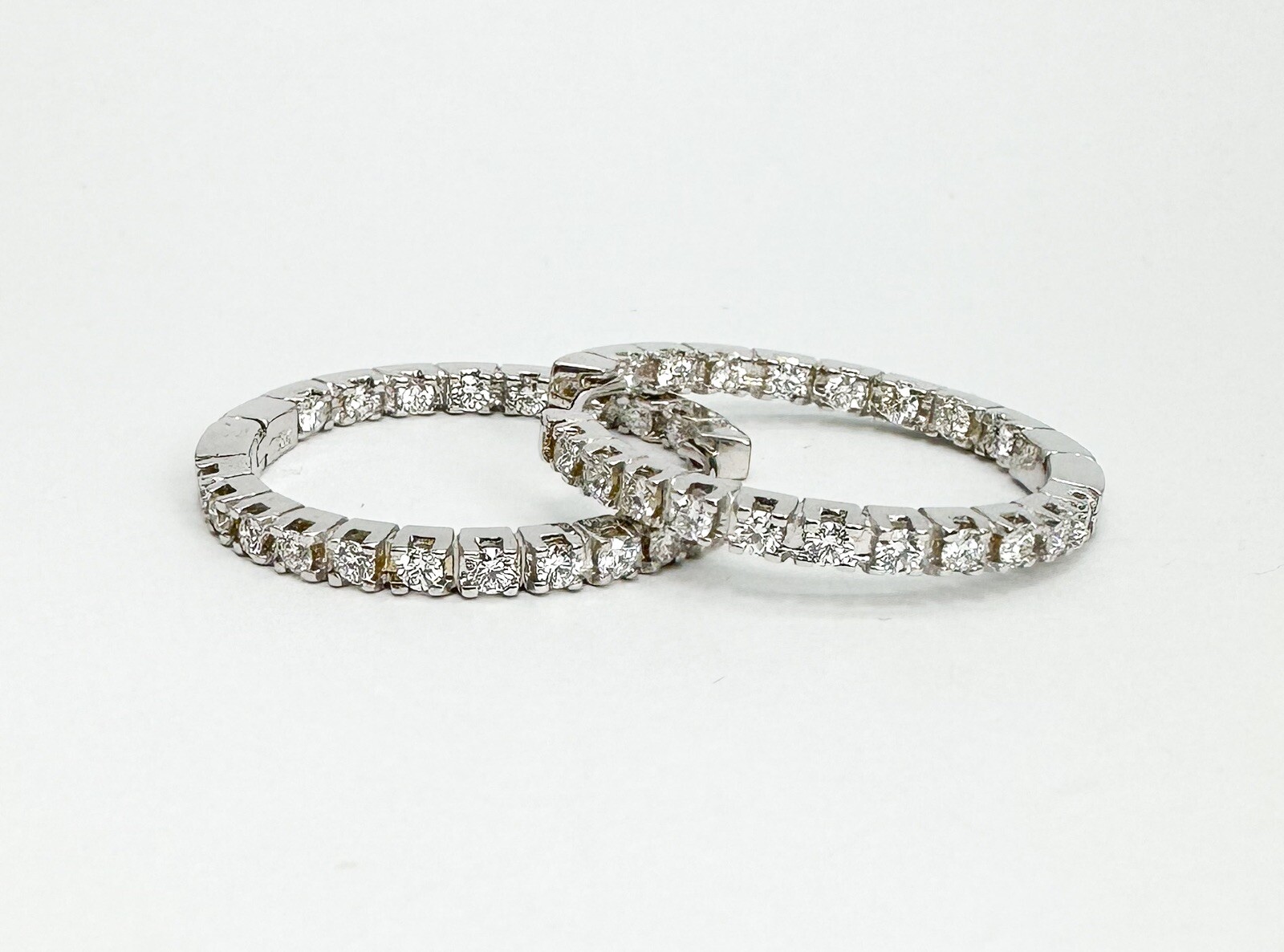 18K White Gold 2 ctw Inside Outside 1 inch Diamond Hoop Earrings L416 - Image 3