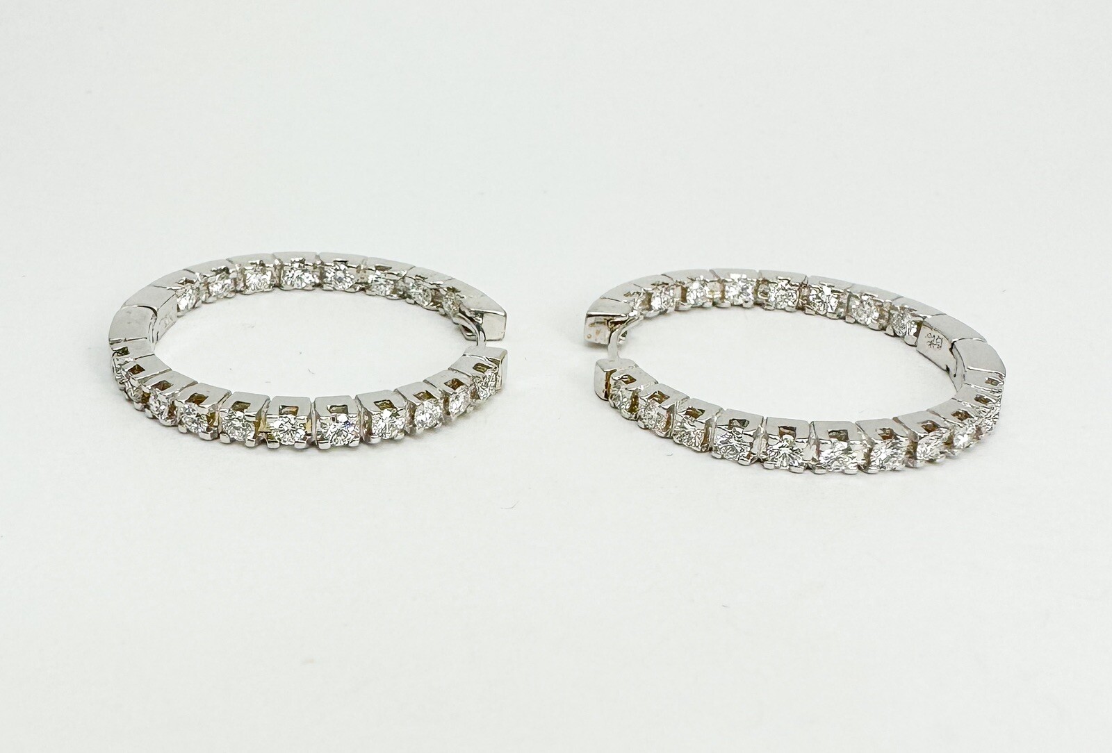 18K White Gold 2 ctw Inside Outside 1 inch Diamond Hoop Earrings L416 - Image 5
