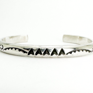 Lynn Edsitty Sterling Silver 925  Native American Story  7.5" Cuff Bracelet O137