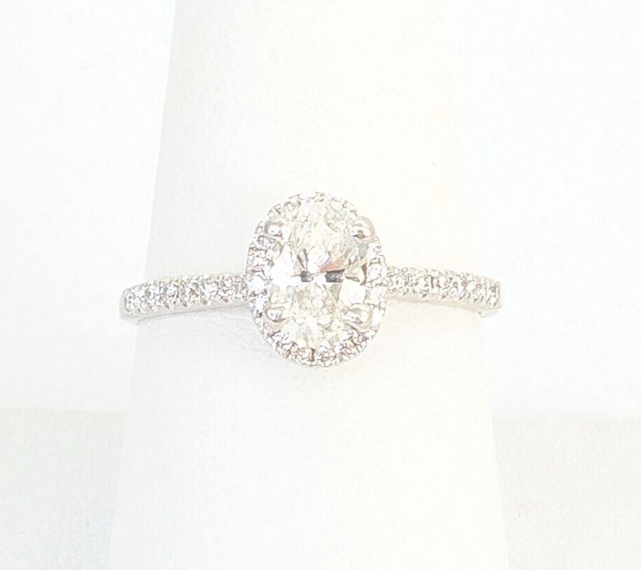 18K White Gold 1 ctw Diamond Oval Halo Engagement Ring N304 - Image 5