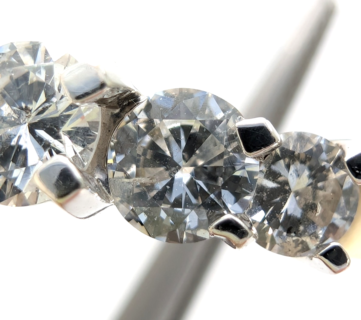 14K Yellow Gold 1.03 ctw 5-Stone Diamond Band Ring CRN161 - Image 7