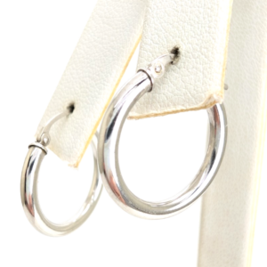 14K White Gold 5/8" Polished Hoop Earrings P989-CRN157