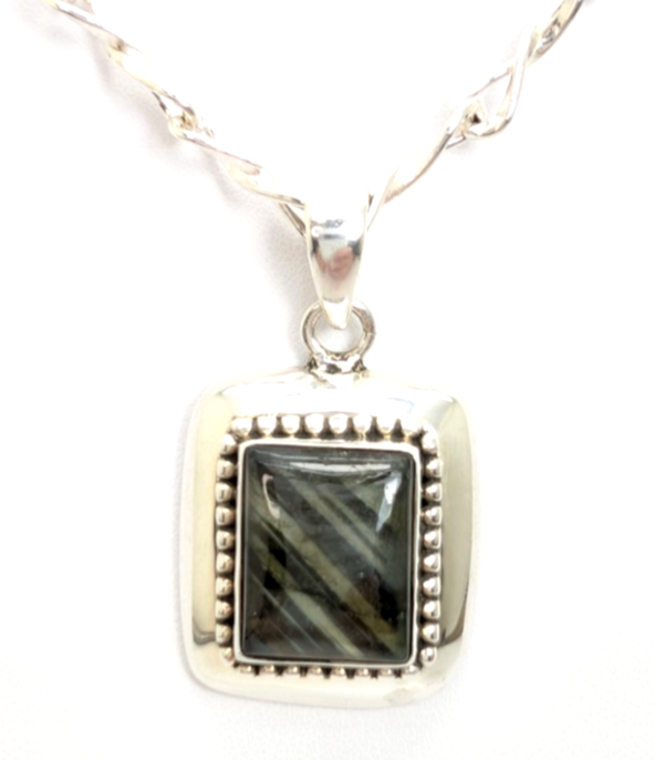 Sterling Silver 925 Labradorite Rectangular Cbochon Pendant R53- FOX602