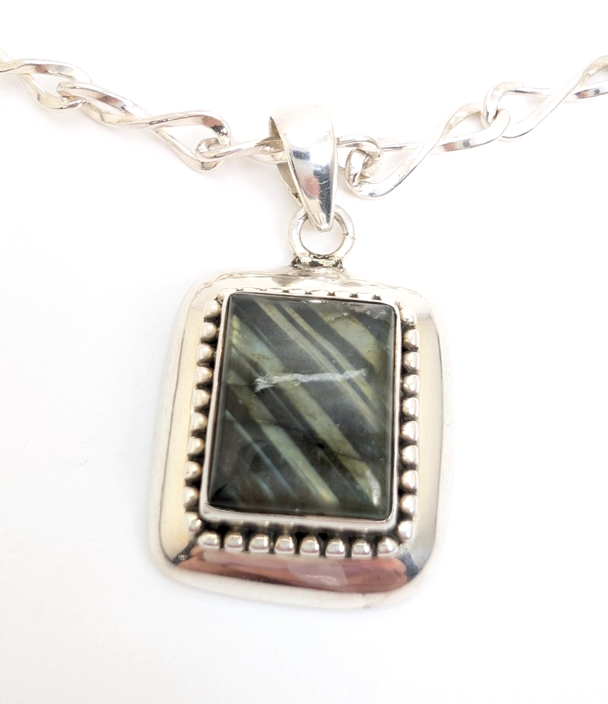 Sterling Silver 925 Labradorite Rectangular Cbochon Pendant R53- FOX602 - Image 11