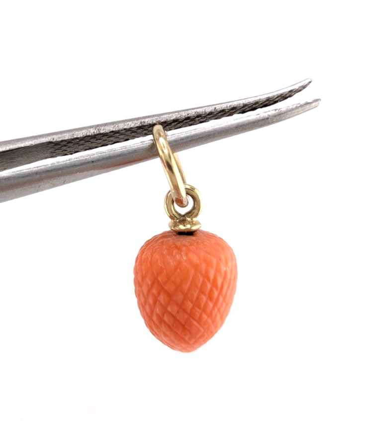 Vintage 14K Yellow Gold Carved Coral Strawberry Pendant Oak737 - Image 5