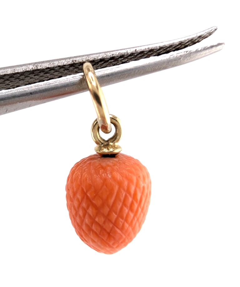 Vintage 14K Yellow Gold Carved Coral Strawberry Pendant Oak737 - Image 7
