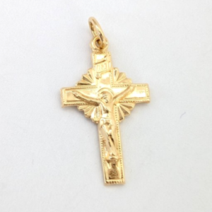 14K Yellow Gold Dainty Crucifix Cross Pendant P471-Fox1251
