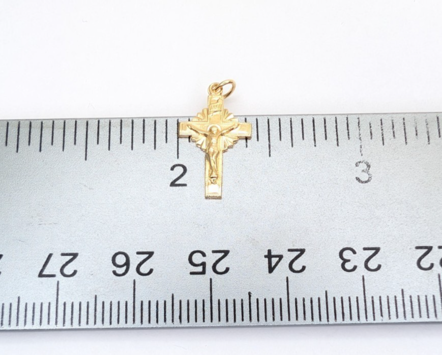 14K Yellow Gold Dainty Crucifix Cross Pendant P471-Fox1251 - Image 8