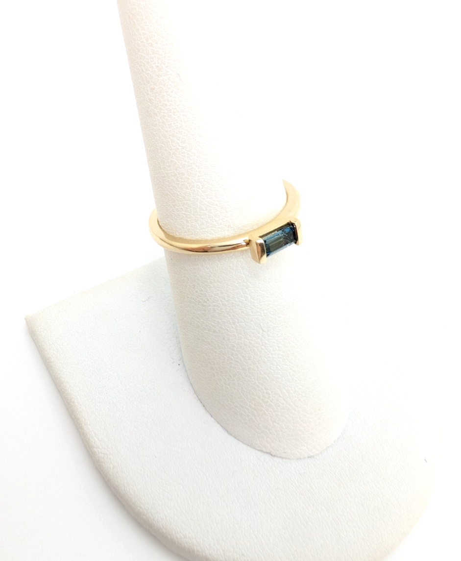 14K Gold 6.75 Ring Sapphire E/W Bezel Solitaire FOX1785 - Image 7