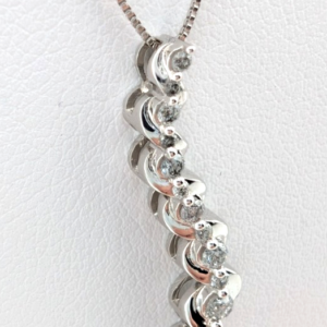 10K White Gold Diamond Journey Pendant OAK584