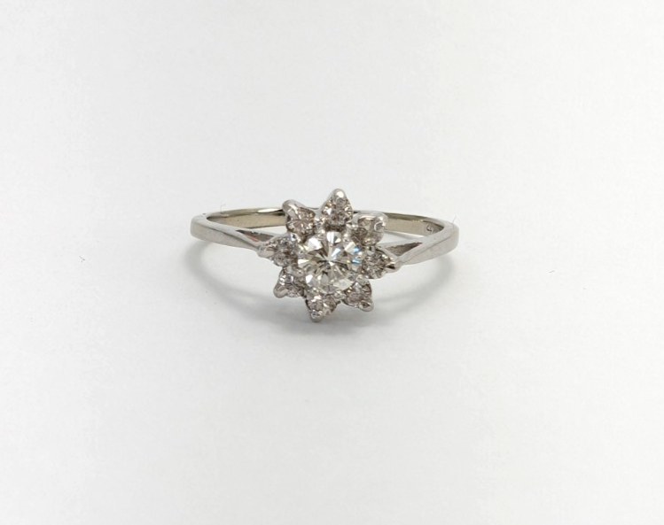 14K White Gold .50 ctw Diamond Cluster Flower Ring 11081 - Image 4