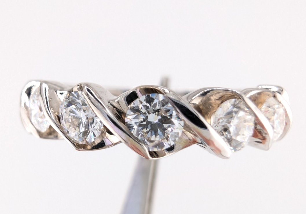 Vintage Diamond 5 Stones Band 14k White Gold Ring - OAK603 - Image 9